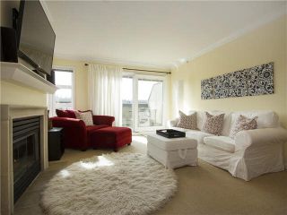 Photo 1: 404 2181 W 12TH Avenue in Vancouver: Kitsilano Condo for sale in "The Carlings" (Vancouver West)  : MLS®# V1111116