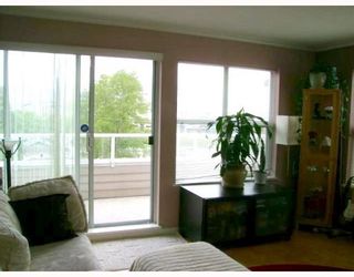 Photo 2: 403 4181 NORFOLK Street in Burnaby: Central BN Condo for sale in "NORFOLK PLACE" (Burnaby North)  : MLS®# V766544