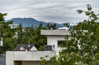 Photo 15: 494 E 18TH AVENUE in Vancouver: Fraser VE House for sale (Vancouver East)  : MLS®# R2469341