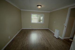 Photo 9: 13 7850 KING GEORGE Boulevard in Surrey: East Newton Manufactured Home for sale in "Bear Creek" : MLS®# R2073883