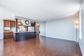 Photo 8: 1206 11980 222 Street in Maple Ridge: West Central Condo for sale in "GORDON TOWERS PENTHOUSE" : MLS®# R2378502