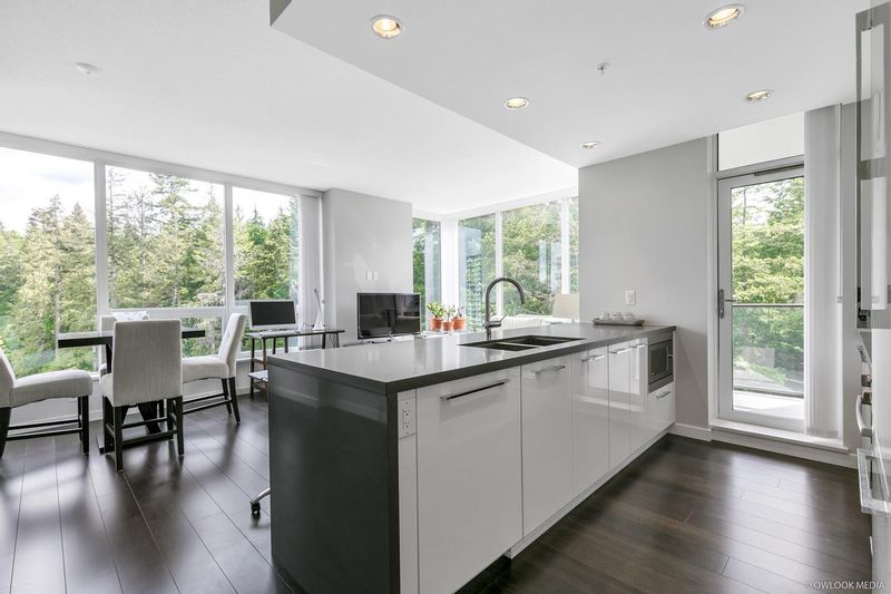 FEATURED LISTING: 1502 - 5628 BIRNEY Avenue Vancouver