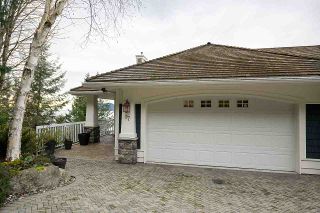 Photo 4: 17 OCEAN POINT DRIVE in West Vancouver: Howe Sound 1/2 Duplex for sale : MLS®# R2530860