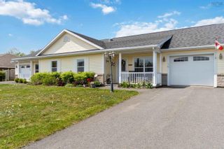Photo 1: 18 Beckwith Drive in Berwick: Kings County Residential for sale (Annapolis Valley)  : MLS®# 202310120