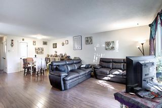 Photo 10: (7414 and 7416) 7414 35 Avenue NW in Calgary: Bowness Duplex for sale : MLS®# A1039927