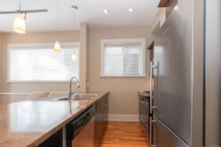 Photo 12: 3 80 Moss St in Victoria: Vi Fairfield West Row/Townhouse for sale : MLS®# 913322