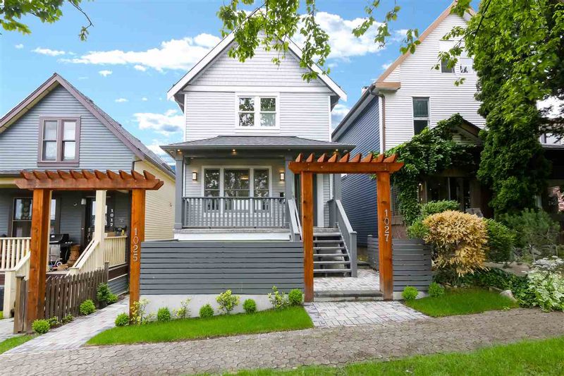 FEATURED LISTING: 1027 KEEFER Street Vancouver