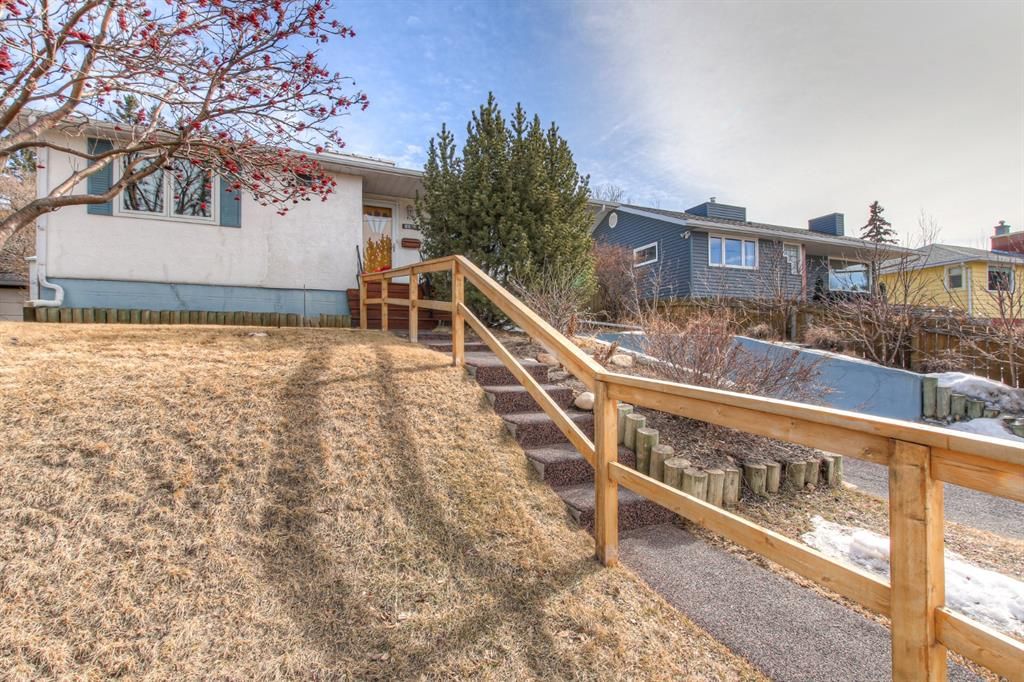 Main Photo: 2314 Richmond Road SW in Calgary: Richmond Detached for sale : MLS®# A1195798