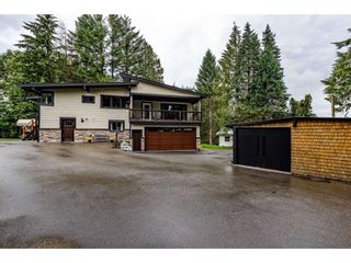 Photo 1: 1645 KING Crescent in Abbotsford: Poplar House for sale in "University District" : MLS®# R2407336