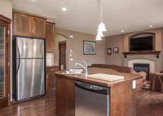 Photo 11: 238 ELGIN Manor SE in Calgary: McKenzie Towne House for sale : MLS®# C4115114
