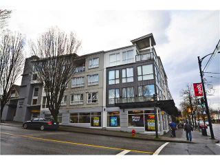 Photo 10: 202 1718 VENABLES Street in Vancouver: Grandview VE Condo for sale in "City View Terraces" (Vancouver East)  : MLS®# V992914