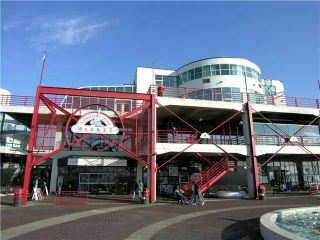 Photo 9: 415 147 E 1ST Street in North Vancouver: Lower Lonsdale Condo for sale in "CORONADO" : MLS®# V974613