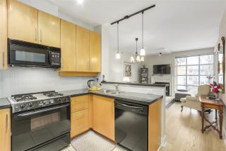Photo 4: 411 2655 CRANBERRY Drive in Vancouver: Kitsilano Condo for sale (Vancouver West)  : MLS®# R2343223