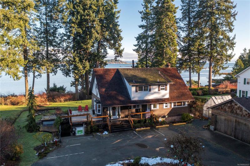 FEATURED LISTING: 4026 Haas Rd Courtenay