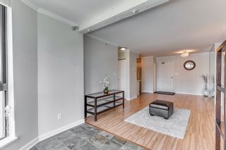 Photo 9: 906 488 HELMCKEN Street in Vancouver: Yaletown Condo for sale in "Robinson Tower" (Vancouver West)  : MLS®# R2086319