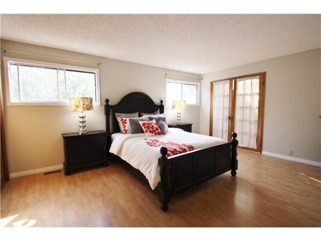 Photo 14: Photos: 68 BERMONDSEY Way NW in Calgary: Beddington Residential Detached Single Family for sale : MLS®# C3630847