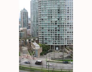 Photo 1: 1903 1009 EXPO Boulevard in Vancouver: Downtown VW Condo for sale in "LANDMARK 33" (Vancouver West)  : MLS®# V696490