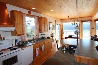 Photo 12: 280 ARBUTUS REACH Road in Gibsons: Gibsons & Area House for sale (Sunshine Coast)  : MLS®# R2256909