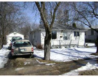Photo 2:  in WINNIPEG: St Vital Residential for sale (South East Winnipeg)  : MLS®# 2905610