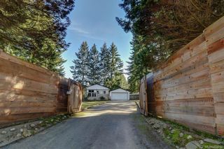 Photo 1: 13535 Cedar Rd in Nanaimo: Na Cedar Manufactured Home for sale : MLS®# 920750