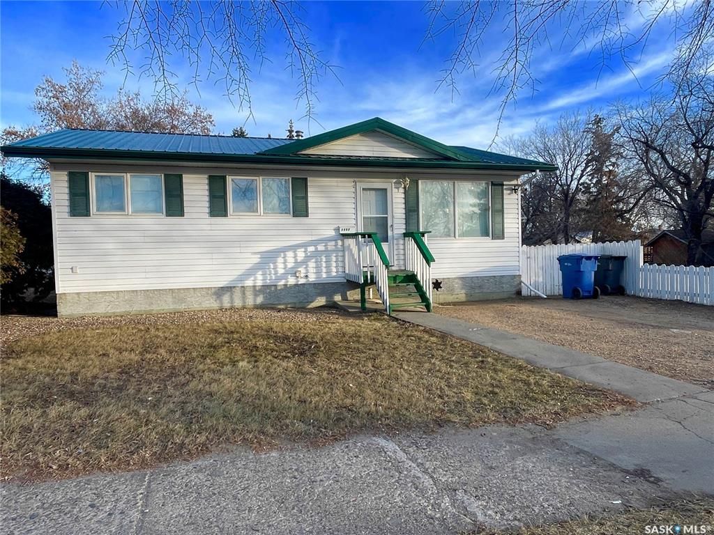 Main Photo: 1752 101st Street in North Battleford: Sapp Valley Residential for sale : MLS®# SK954683