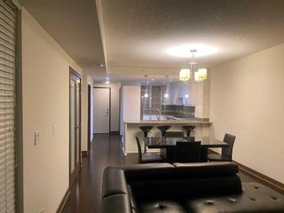 Photo 5: 906 888 4 Avenue SW in Calgary: Downtown Commercial Core Apartment for sale : MLS®# A2087856