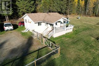 Photo 2: 4672 TEN MILE LAKE ROAD in Quesnel: House for sale : MLS®# R2779268