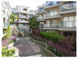 Photo 10: 123 332 LONSDALE Avenue in North Vancouver: Lower Lonsdale Condo for sale in "CALYPSO" : MLS®# V822251