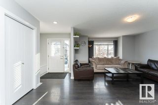 Photo 4: 842 35A Avenue in Edmonton: Zone 30 House for sale : MLS®# E4370784