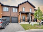 Main Photo: 8 Stonehart Lane in Barrie: House for sale (Simcoe)  : MLS®# 40196699
