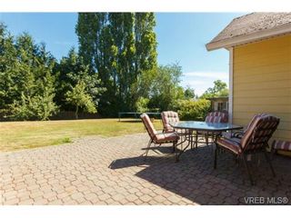 Photo 17: 900 Jasmine Ave in VICTORIA: SW Marigold House for sale (Saanich West)  : MLS®# 705345