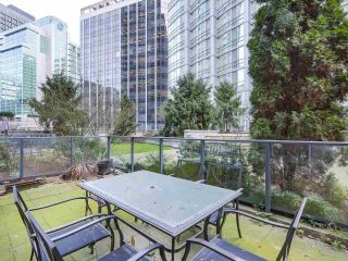 Photo 3: 304 1189 MELVILLE Street in Vancouver: Coal Harbour Condo for sale (Vancouver West)  : MLS®# R2858596