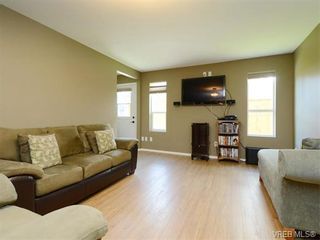 Photo 14: 8 Edwards Estates Rd in VICTORIA: VR Six Mile House for sale (View Royal)  : MLS®# 751302