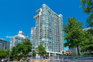 Photo 39: 1602 1077 MARINASIDE Crescent in Vancouver: Yaletown Condo for sale in "MARINASIDE RESORT RESIDENCES" (Vancouver West)  : MLS®# R2730098