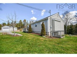 Photo 5: 214 McGraths cove Road in Mcgrath's Cove: 40-Timberlea, Prospect, St. Marg Residential for sale (Halifax-Dartmouth)  : MLS®# 202409670