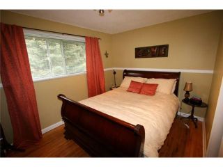 Photo 9: 5408 BUCKTHORN Road NW in CALGARY: Thorncliffe Residential Detached Single Family for sale (Calgary)  : MLS®# C3428932