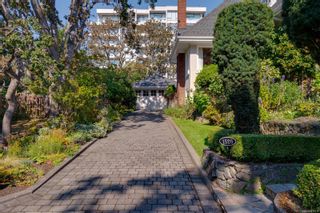 Photo 74: 1520 Regents Pl in Victoria: Vi Rockland House for sale : MLS®# 917639