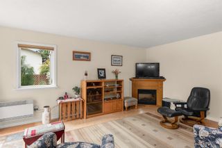 Photo 4: 18 7675 East Saanich Rd in Central Saanich: CS Saanichton Row/Townhouse for sale : MLS®# 907531