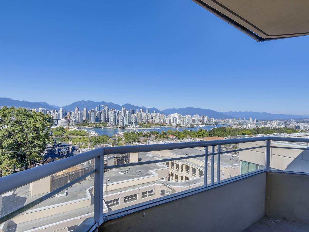 Main Photo: 602 1235 W BROADWAY in Vancouver: Fairview VW Condo for sale in "POINTE LA BELLE" (Vancouver West)  : MLS®# R2110403