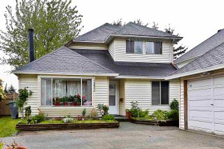Photo 1: 12852 73 Avenue in Surrey: West Newton House for sale : MLS®# R2167370