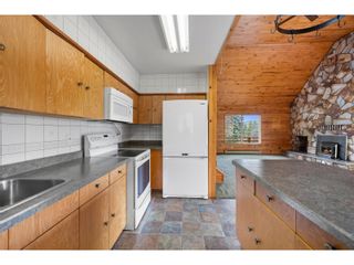 Photo 14: 14998 HIGHWAY 3A in Gray Creek: House for sale : MLS®# 2476668