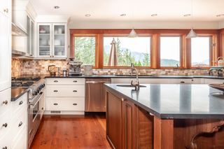 Photo 14: 40543 THUNDERBIRD Ridge in Squamish: Garibaldi Highlands House for sale : MLS®# R2404519