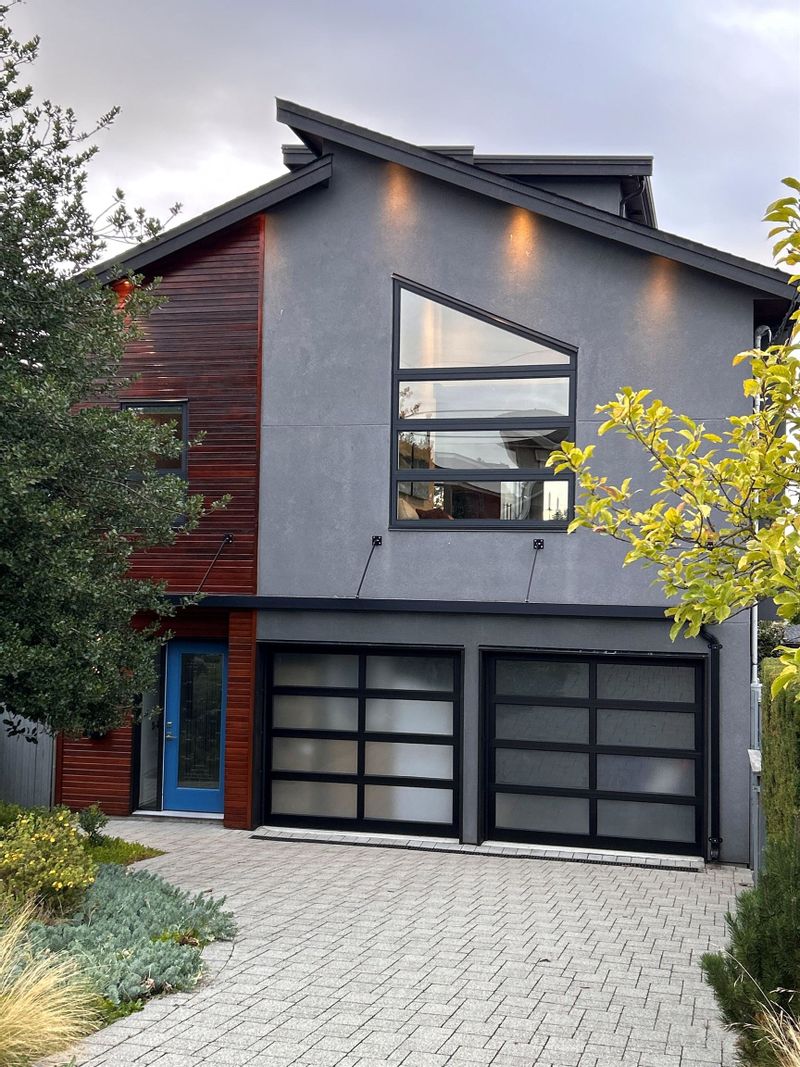 FEATURED LISTING: 4545 PICTON Street Vancouver