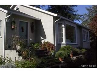 Photo 2: 1815 Ferndale Rd in VICTORIA: SE Gordon Head House for sale (Saanich East)  : MLS®# 321663