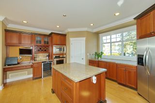 Photo 11: 13018 MARINE Drive in Surrey: Crescent Bch Ocean Pk. House for sale (South Surrey White Rock)  : MLS®# R2826020