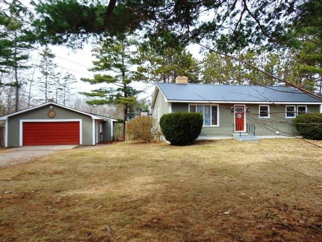 Main Photo: 1403 Hayes Street in Coldbrook: 404-Kings County Residential for sale (Annapolis Valley)  : MLS®# 202106420