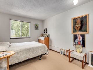 Photo 19: 2068 SPRINGER Avenue in Burnaby: Brentwood Park Townhouse for sale in "SPRINGDALE MANOR" (Burnaby North)  : MLS®# R2720918
