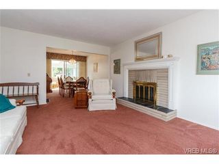 Photo 4: 1596 Longacre Dr in VICTORIA: SE Gordon Head House for sale (Saanich East)  : MLS®# 741988