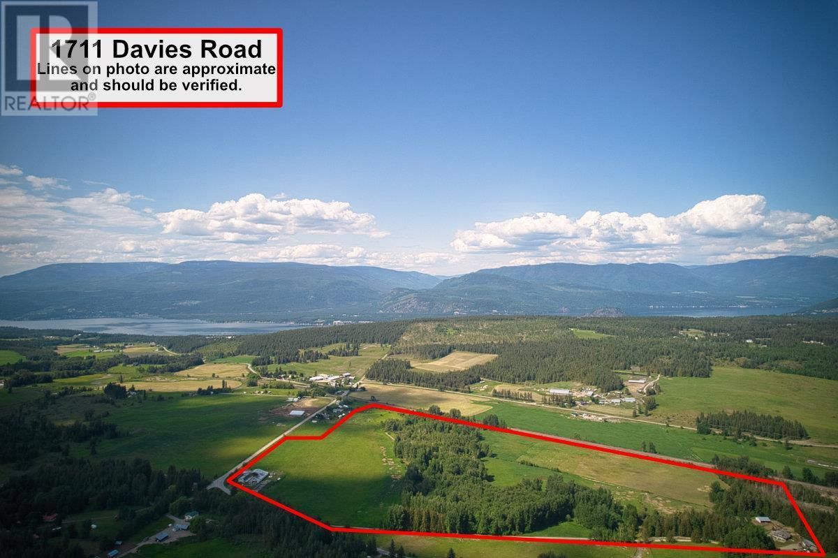 Main Photo: 1711 Davies Road, in Sorrento: Agriculture for sale : MLS®# 10283977