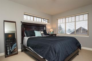Photo 12: 24 6238 192 Street in Surrey: Cloverdale BC Townhouse for sale in "Bakerview Terrace" (Cloverdale)  : MLS®# R2232209